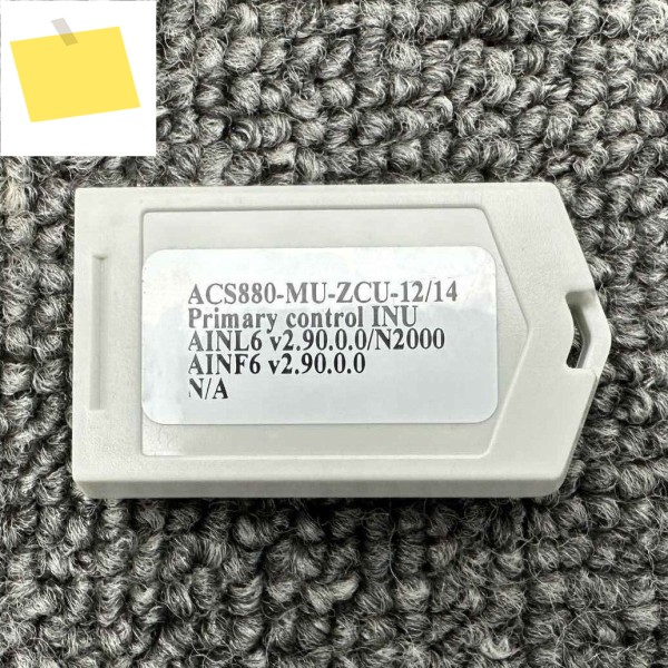 3AXD 50000006010 표준 업그레이드 소프트웨어 ZMU-02는 주파수 변환기 저장 프로그램 카드입니다. 제품 이미지