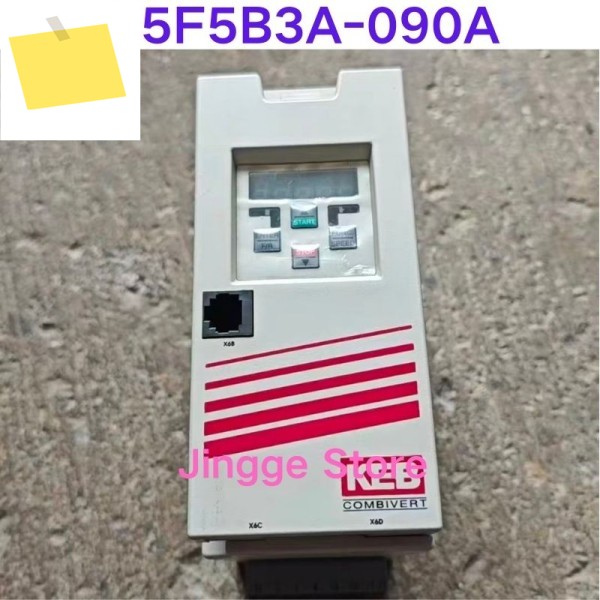 중고 테스트 완료 인버터 05F5B3A-090A 0.37KW220V 제품 이미지