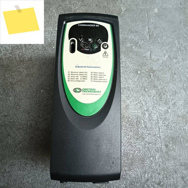 SKC3400220 2.2kw 인버터 중고품 양호한 상태 3개월 보증 제품 이미지