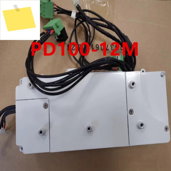 VAPEL 100W PD100-12M용 거의 새 원본 전원 공급 장치는 새것처럼 작동합니다. 제품 이미지