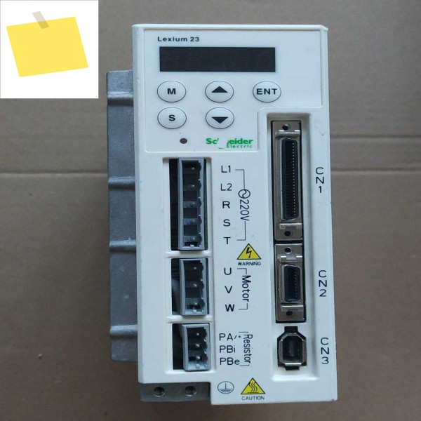 슈나이더용 LXM23CU01M3X 서보 드라이브 제품 이미지