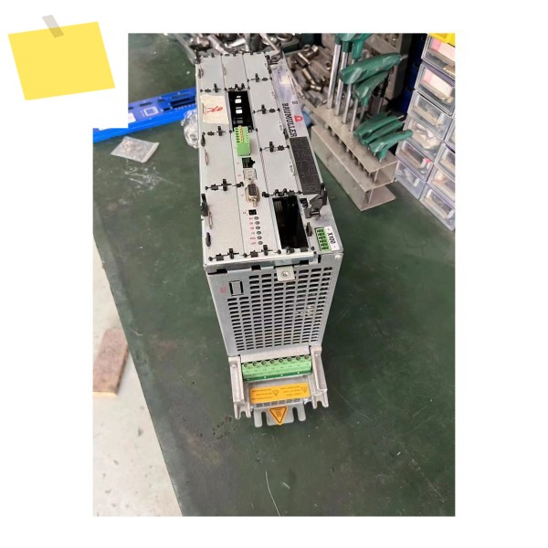 Baumuller BM4423-ST1-01242-0311-7012 구동 시스템 제품 이미지