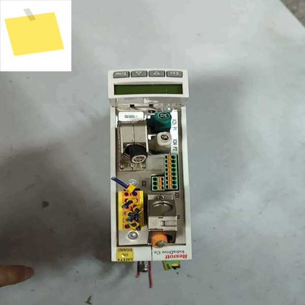 렉스로스용 HCS01.1E-W0008-A-03-B-ET-EC-EM-L3-NN-FW 서보 드라이브 컨트롤러 제품 이미지