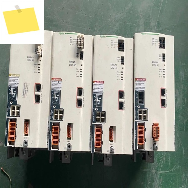 슈나이더용 LXM52DD72C41000 서보 드라이브 제품 이미지