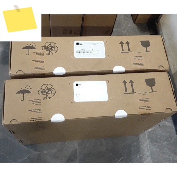 E94AMHE0324A22LFNN-M0324N 멀티 드라이브 하이라인 Lenze 9400 서보 제품 이미지