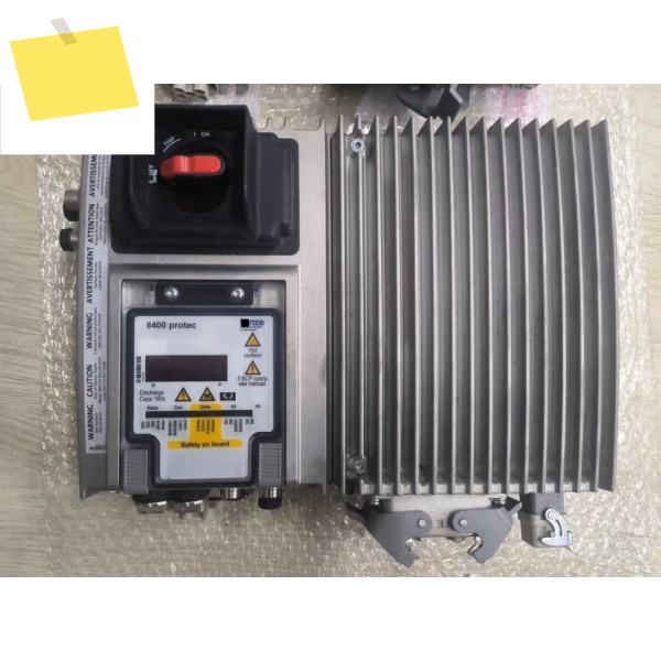 E84DSPBC1524R2SLCE Lenze용 인버터 제품 이미지
