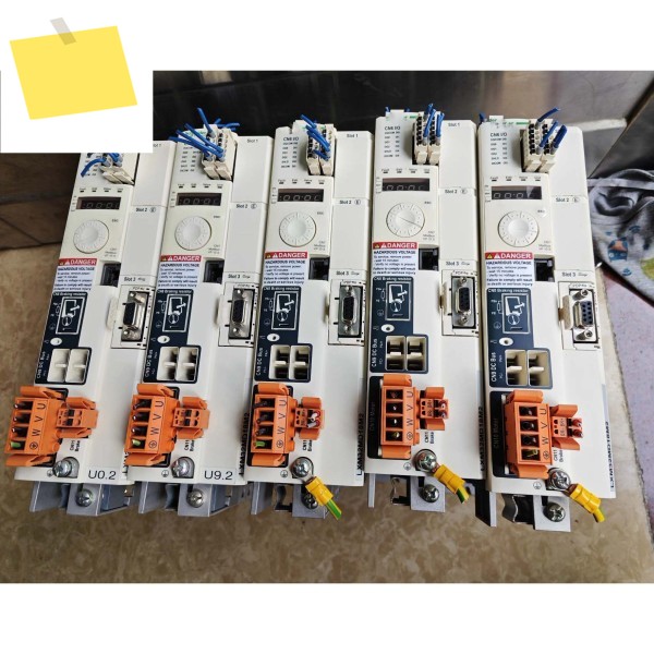LXM32MD18M2 서보 드라이브 컨트롤러 상태 양호 제품 이미지