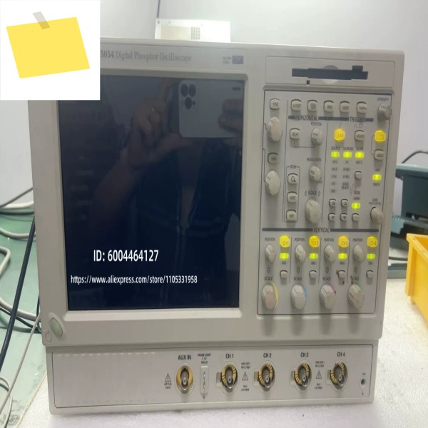 텍트로닉스 TDS5054 500MHz 5GSs 오실로스코프 제품 이미지
