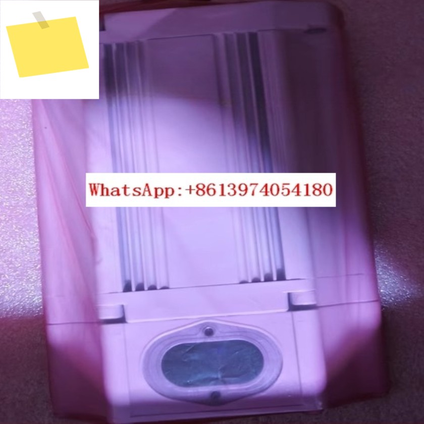 IRB4600 2축 모터 3HAC029236-003 제품 이미지
