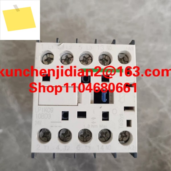 CJ1W-OD231 CQM1-OC222 새제품 모듈 제품 이미지