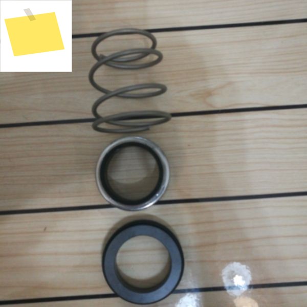 ALLWEILER 기계식 샤프트 씰 D = 4.1cmD 6.0cm 재질 코드 567232 제품 이미지