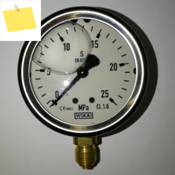 WIKA 진동 방지 압력계 다이얼 67mm G14 품목 번호: 213 53 063 제품 이미지