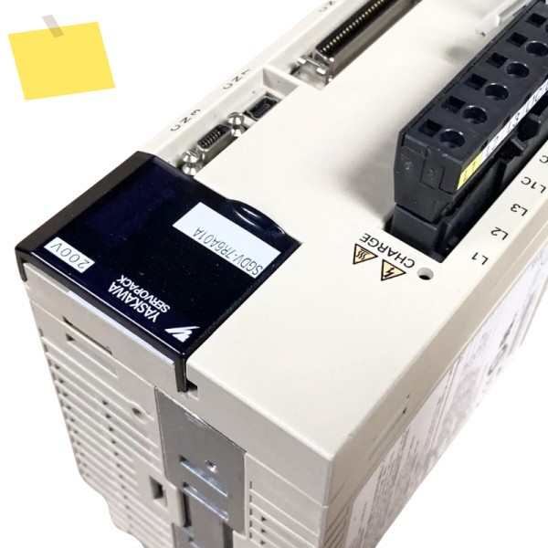 새제품 SGDV-7R6A01A 야스카와 서보 드라이브 신속 제품 이미지