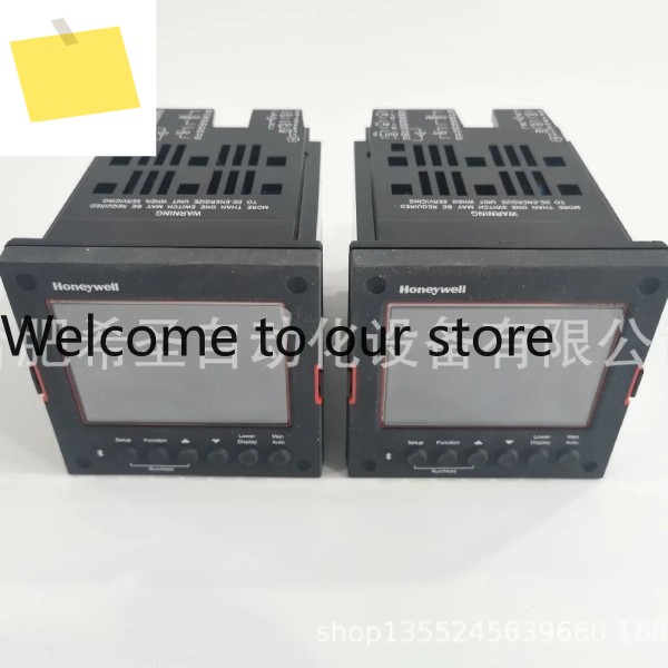 하니웰 DC2900 온도 조절기 DC2900-CE-1S0-210-000-00-0 제품 이미지