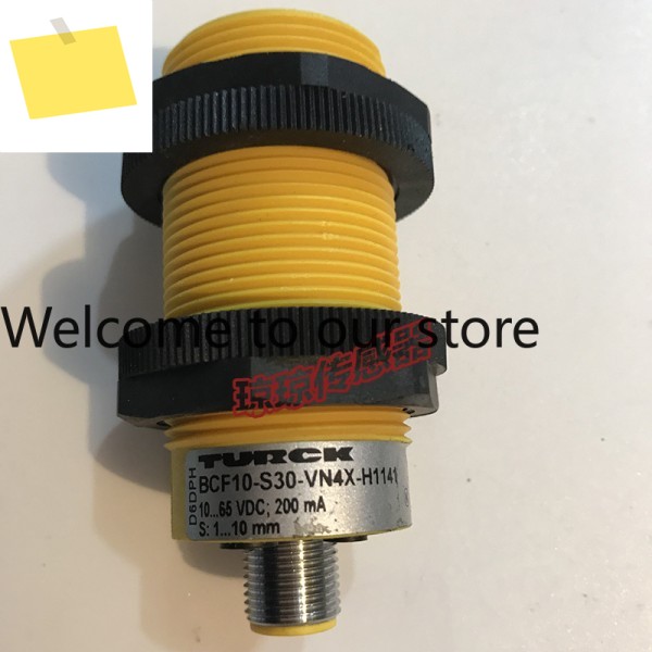 TURCK BCF10-S30-VN4X-H1141 정전식 근접 센서 제품 이미지