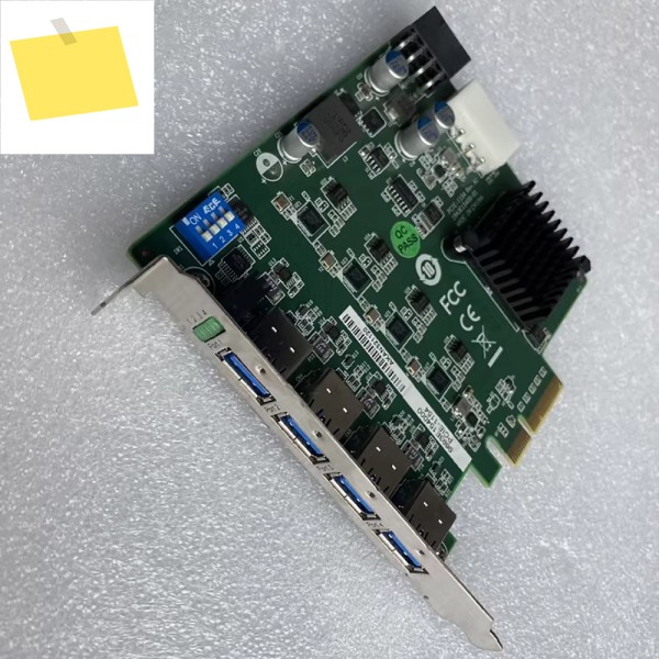 산업용 이미지 획득 카드 PCIE-1154 REV A1 Rev.A1 C2 제품 이미지