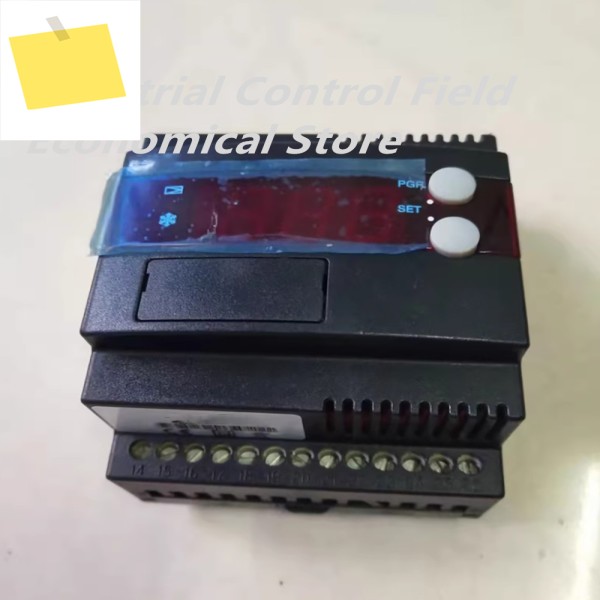 EKC312 팽창 밸브 컨트롤러 084B7250 제품 이미지