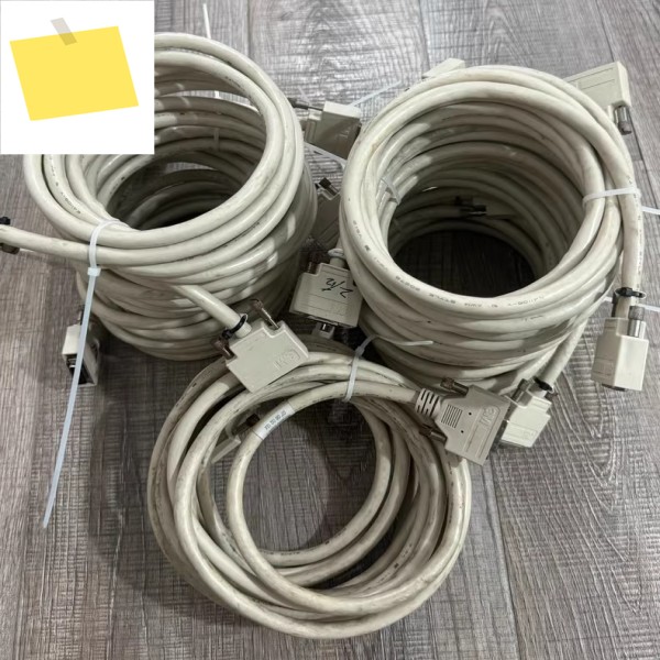 14B26-SZLB-300-OLC 3미터 브랜드 3M 카메라 링크 연결 케이블 MDR-MDR 상태 양호 제품 이미지
