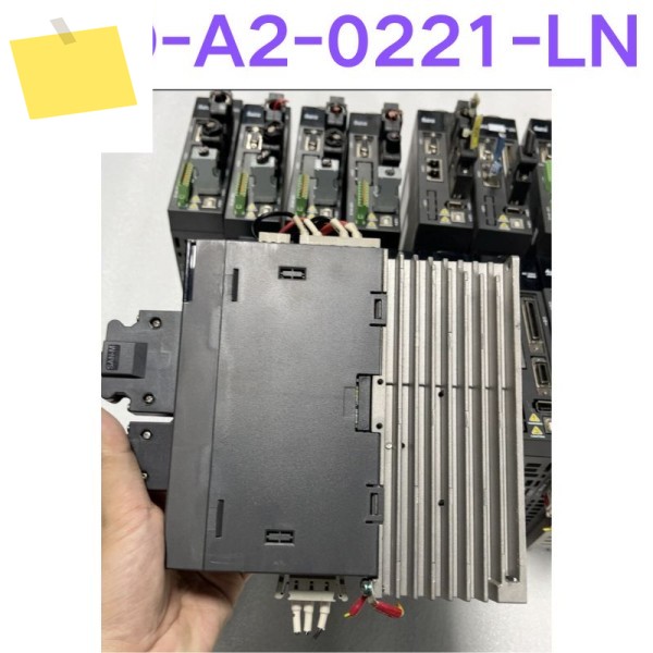 중고 드라이브 ASD-A2-0221-LN 200w 테스트 OK 제품 이미지