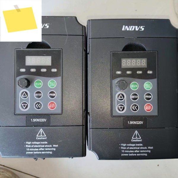 중고 Y500-Y0015G1 1.5 kW 220V 주파수 변환기, 테스트 완료 및 제품 이미지