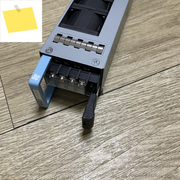 QFX5100 EX4550 850W JPSU-850W-DC-AFI 740-053638 스위칭 전원 공급 장치는 완벽하게 작동합니다. 고품질 제품 이미지