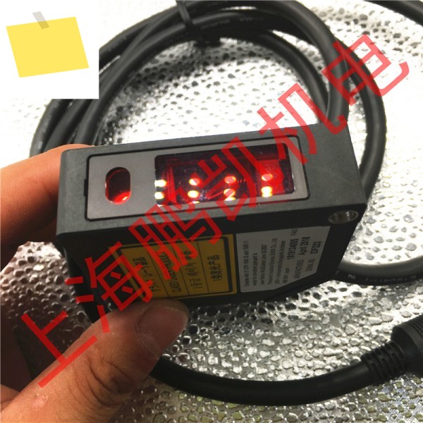 HL-G103A-RA-C5 신품 레이저 변위 측정 센서 제품 이미지