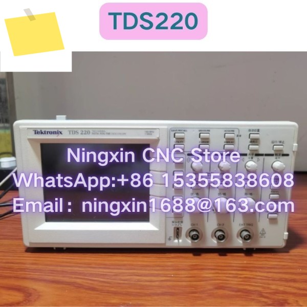 중고 텍트로닉스 TDS220 디지털 오실로스코프 2채널 100MHz 양호한 상태 제품 이미지