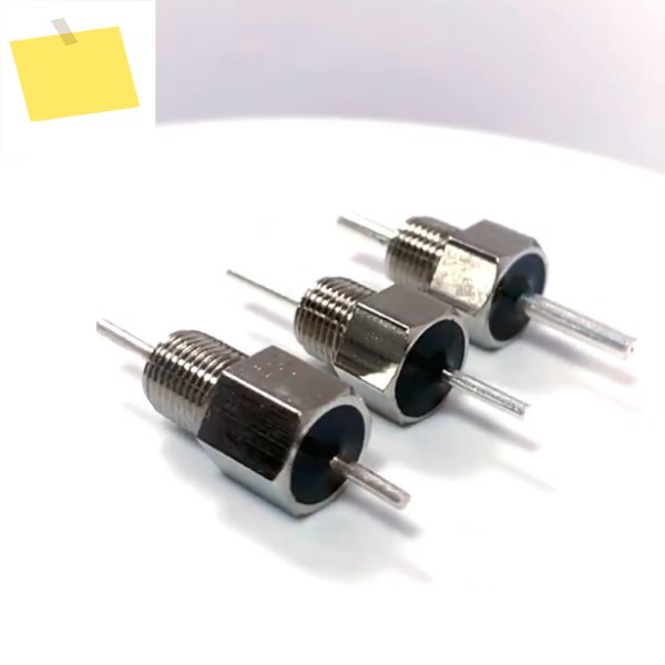 100PCS Emi 필터 캐패시터 커패시터 피드스루 시리즈 M52200PF100VDC10A222 2.2nf 제품 이미지