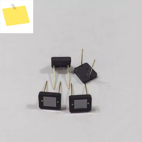 1PCS S1227-66BR CCDIP2 UV에서 가시광선까지의 Si 포토다이오드, 정밀 광도계 측정; 억제된 IR 감도 제품 이미지