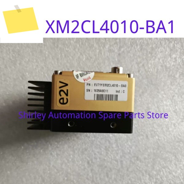 중고 AT71XM2CL4010-BA1 선형 어레이 카메라 테스트 OK 제품 이미지