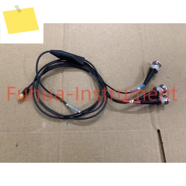 1PCS B&K 3방향 센서 케이블 AO 0526-D-012 제품 이미지