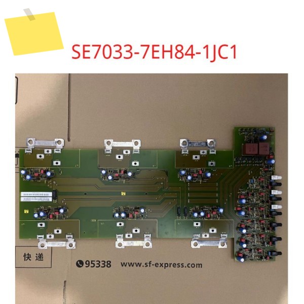 6SE7033-7EH84-1JC1 인버터 게이팅 모듈 IGD6 장치 3 AC 380-460V,5060HZ A. DC 510-620V, 370A 7EH84 1JC1 제품 이미지