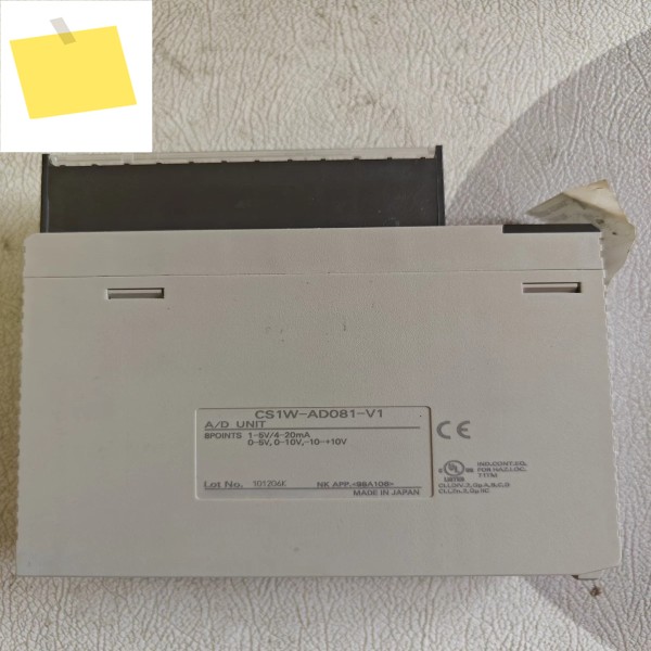 OMRON CS1W-AD081-V1 PLC 아날로그 출력 모듈용 새 제품 제품 이미지