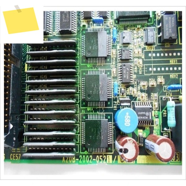 Fanuc A20B-2002-0520 컨트롤러 회로 기판에 사용된 제품 이미지