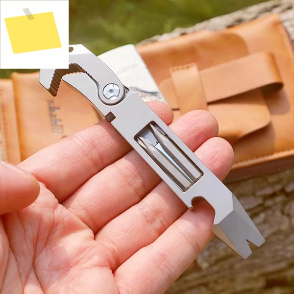 TC4 티타늄 합금 다기능 프라이 바 - 병따개, 렌치, 스크루드라이버6.35mm 비트, 포켓 클립이 있는 EDC 도구 제품 이미지