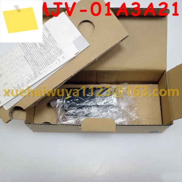 100% 신품 SGMJV-01A3A21 서보 모터 제품 이미지