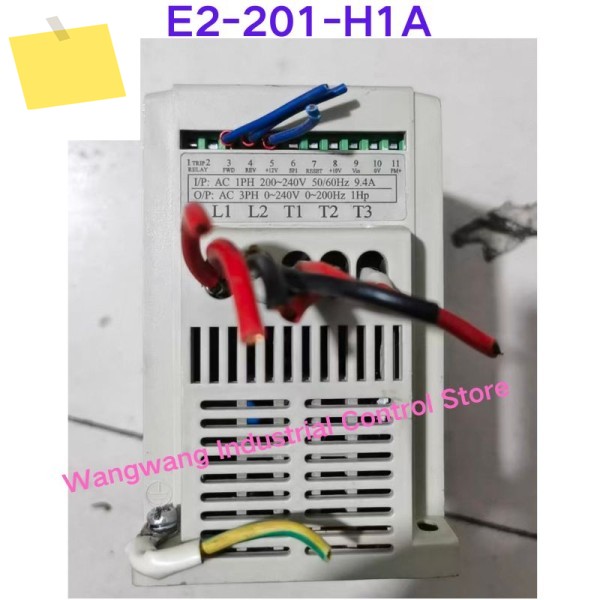 중고 테스트 OK 인버터 E2-201-H1A, 220V 0.75KW 제품 이미지