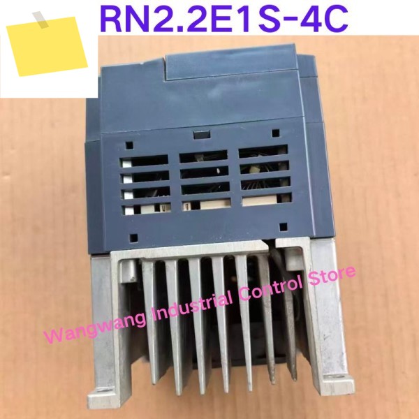 중고 테스트 OK, FRN2.2E1S-4C 주파수 변환기 2.2kw380v 제품 이미지