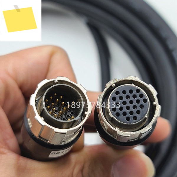 야스카와 로봇 티칭 펜던트 케이블 YRC1000DX100DX200NX100HB1371456-1 제품 이미지