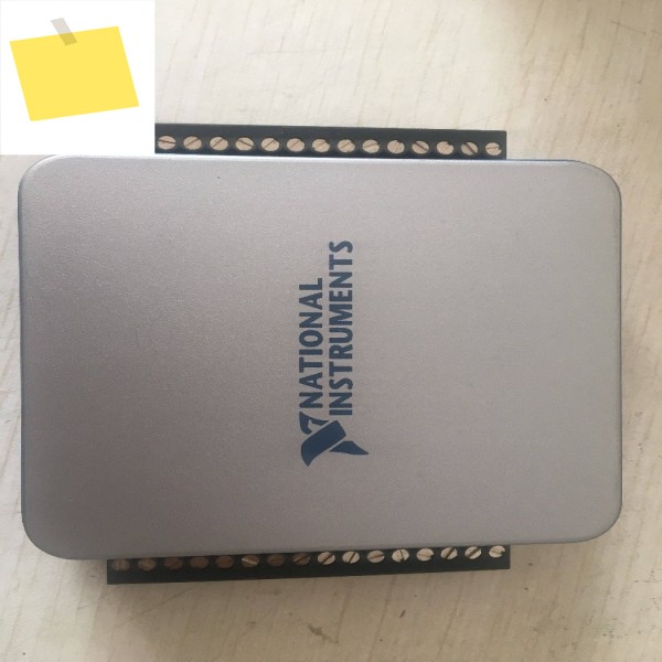U.S.NI 다기능 데이터 수집 카드 USB-6001 제품 이미지