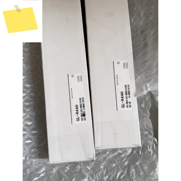 1PC GL-R44H 키엔스 안전 라이트 커튼 새 제품 # 모쿠 제품 이미지