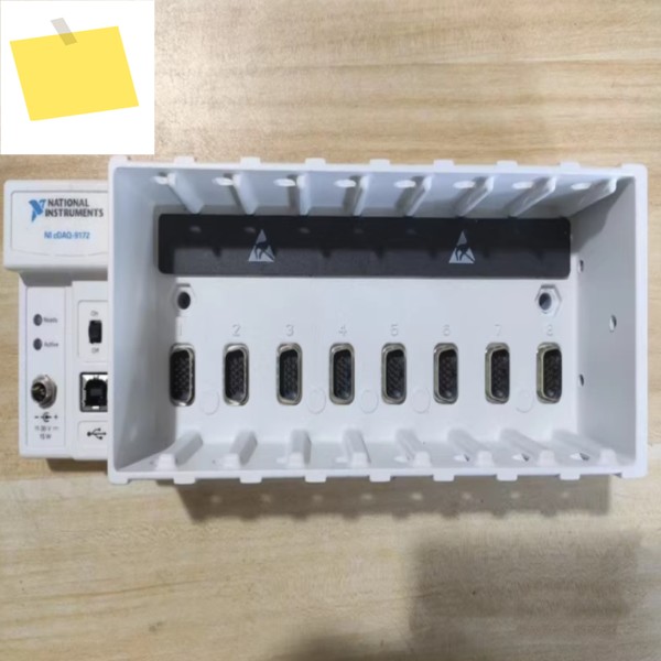 내셔널 인스트루먼츠 NI cDAQ-9172 USB 컴팩트DAQ 섀시, 8슬롯 # 모쿠 제품 이미지