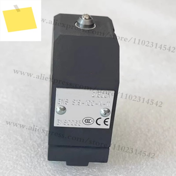 BNS 819-100-K-11 신품 리미트 스위치 트래블 제품 이미지