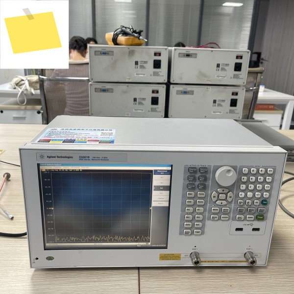 Agilent E5061B ENA 네트워크 분석기 | 300kHz~3GHz8.5GHz, RF 및 LF 부품 테스트용 2포트 제품 이미지