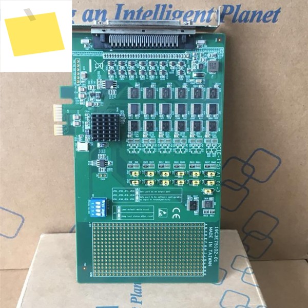 PCIE-1751-AE 48채널 버스 범용 디지털 IO 카운터 카드 획득 제품 이미지