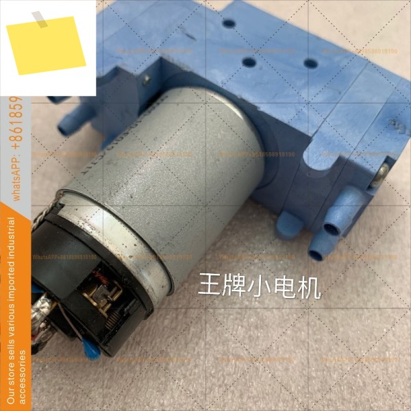 수입된 HARGRAVES 더블 헤드 마이크로 DC 다이어프램 진공 펌프 00080-10-E019CJ1T 제품 이미지