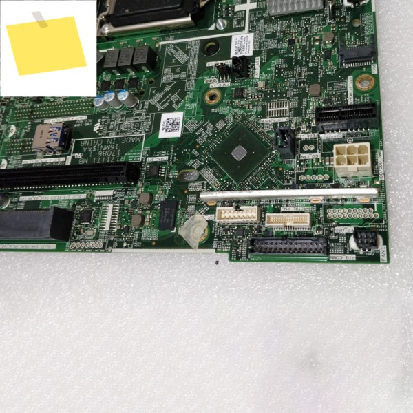 안정적인 성능 XF2R9 45M96 65TRV G7MDY 서버 마더보드R340용 완벽한 테스트 제품 이미지