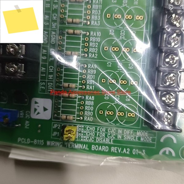안정적인 성능 Advantech DB-37 터미널의 보상 PCLD-8115를 지원합니다 제품 이미지