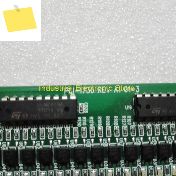 어드밴텍 PCI-1730 REV.A1용 32채널 절연 디지털 입출력 카드 제품 이미지