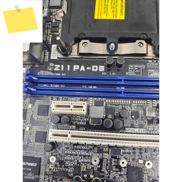 서버 마더보드는 LGA3647 C621 Z11PA-D8을 지원하는 듀얼 채널 제온 프로세서를 지원합니다. 제품 이미지